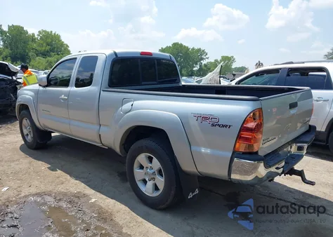 2007 Toyota Tacoma Base V6 z USA, uszkodzony, nr VIN 5TEUU42N57Z328689